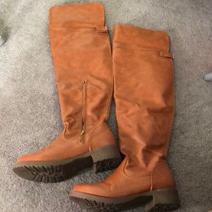 Over the knee boots 6.5